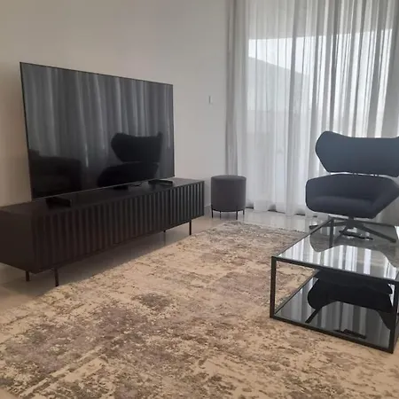 360 Building - View 2 Bedroom *