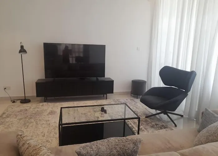 360 Building - View 2 Bedroom