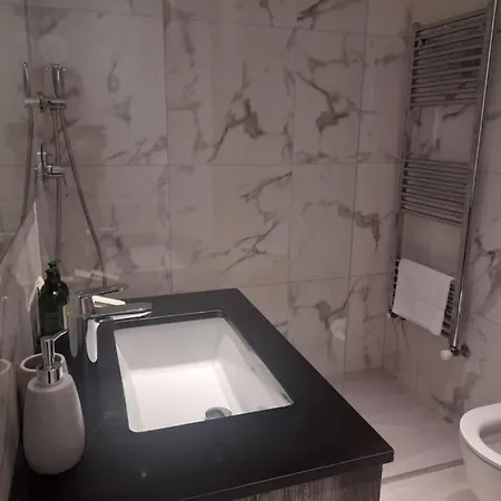 Apartman 360 Building - View 2 Bedroom *